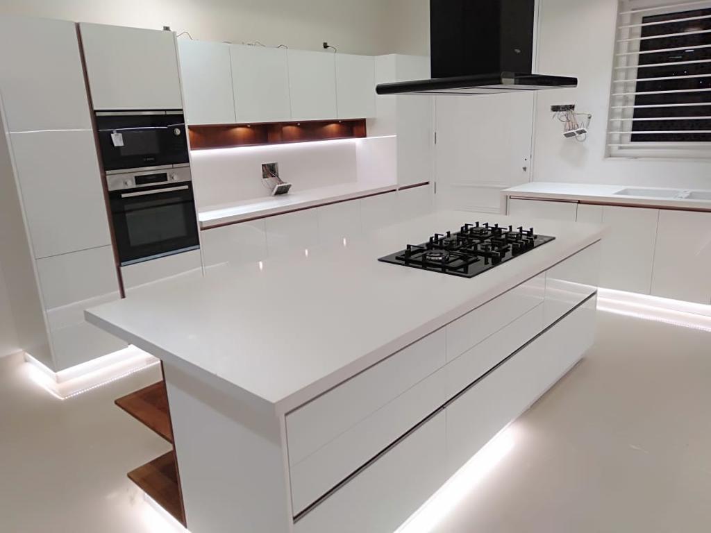 White Island Kitchen — LED Underglow, Kanpur